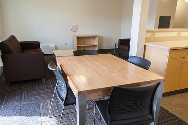 chief-jo-renovated-furnished-5.png
